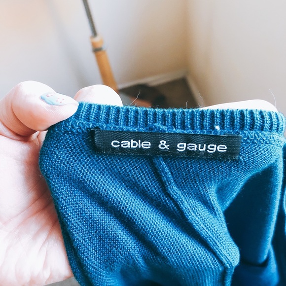 Cable & Gauge Turquoise Lightweight Sweater - Picture 4 of 4